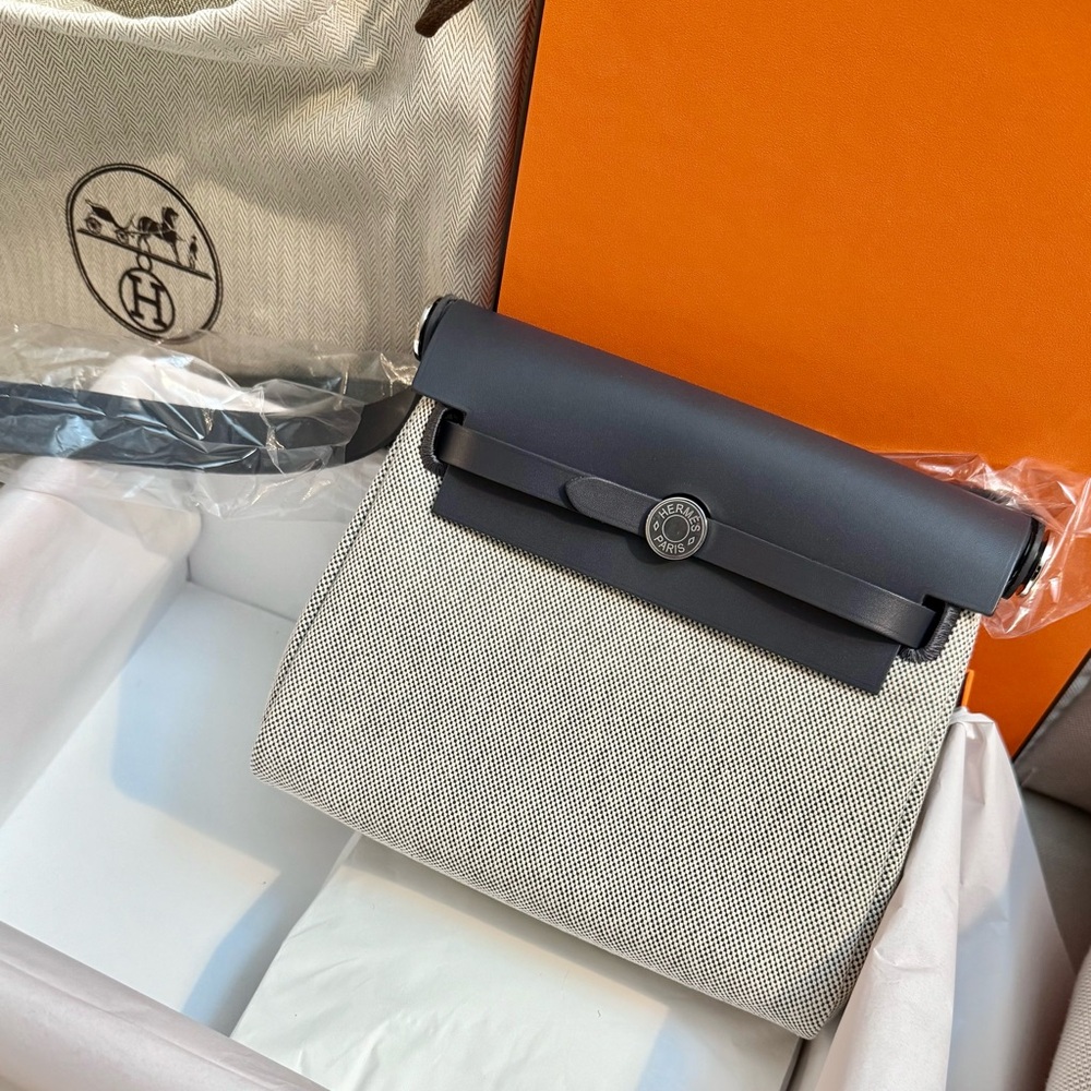Hermes Herbag Zip 20 Mini